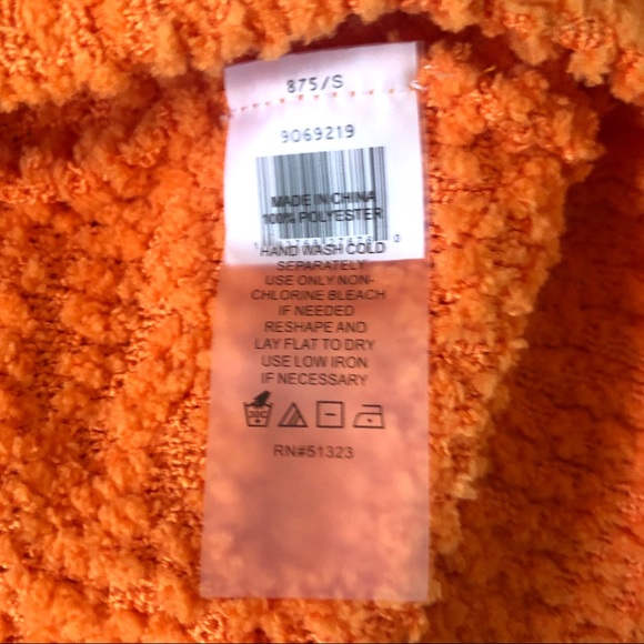 NWOT Vince Camuto Teddy Yarn Boat Neck Sweater - Picture 6 of 6